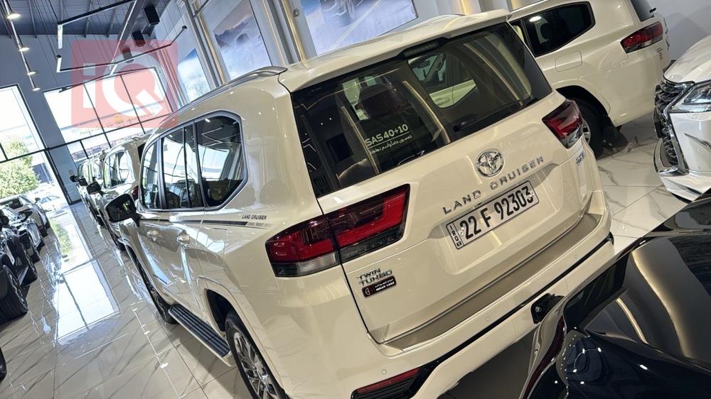 تويوتا لاندكروزر